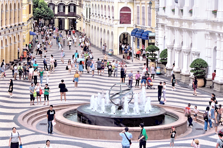 Largo-Senado